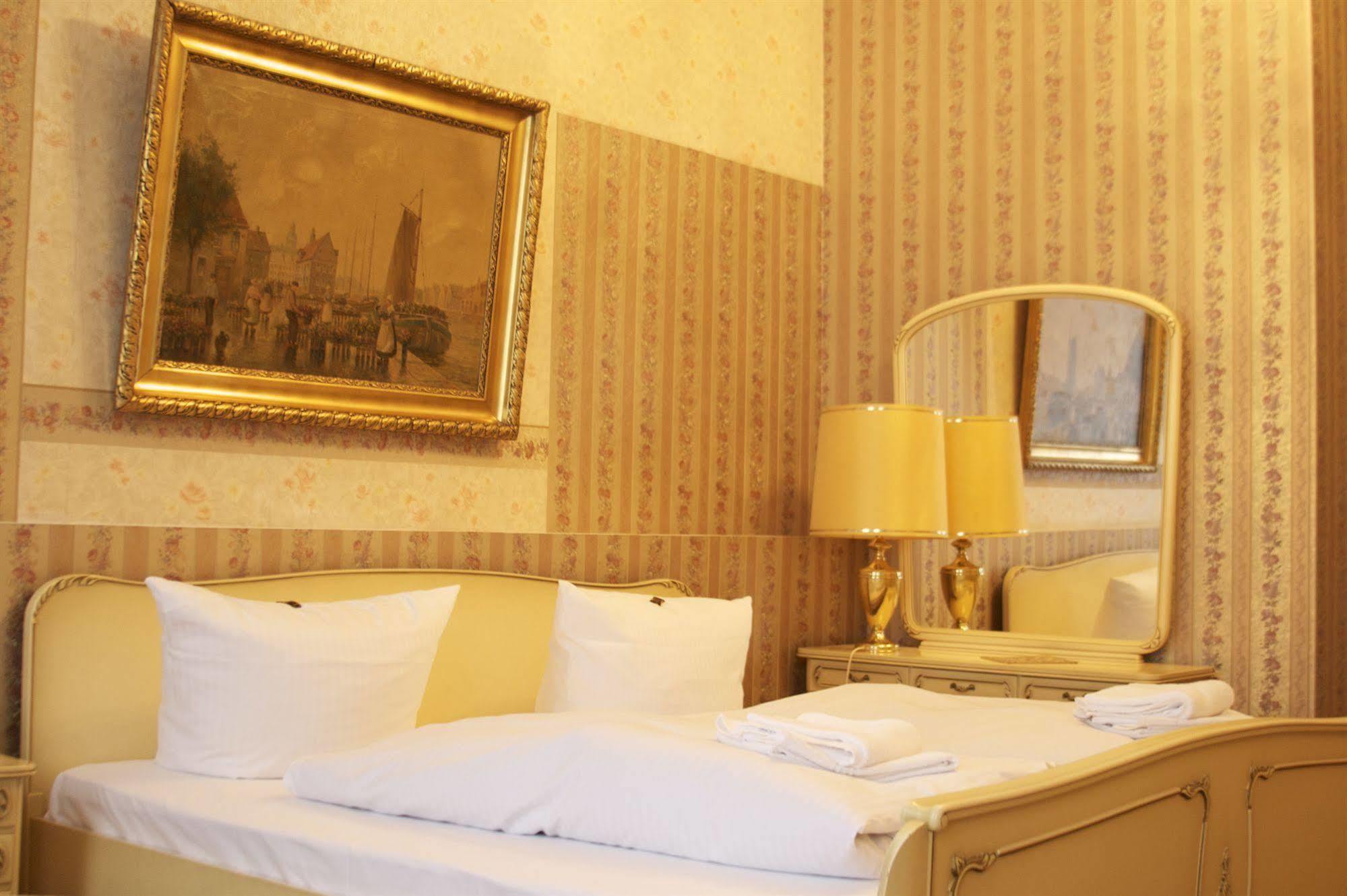 Hotel Alte Galerie Am Kudamm Берлин Экстерьер фото