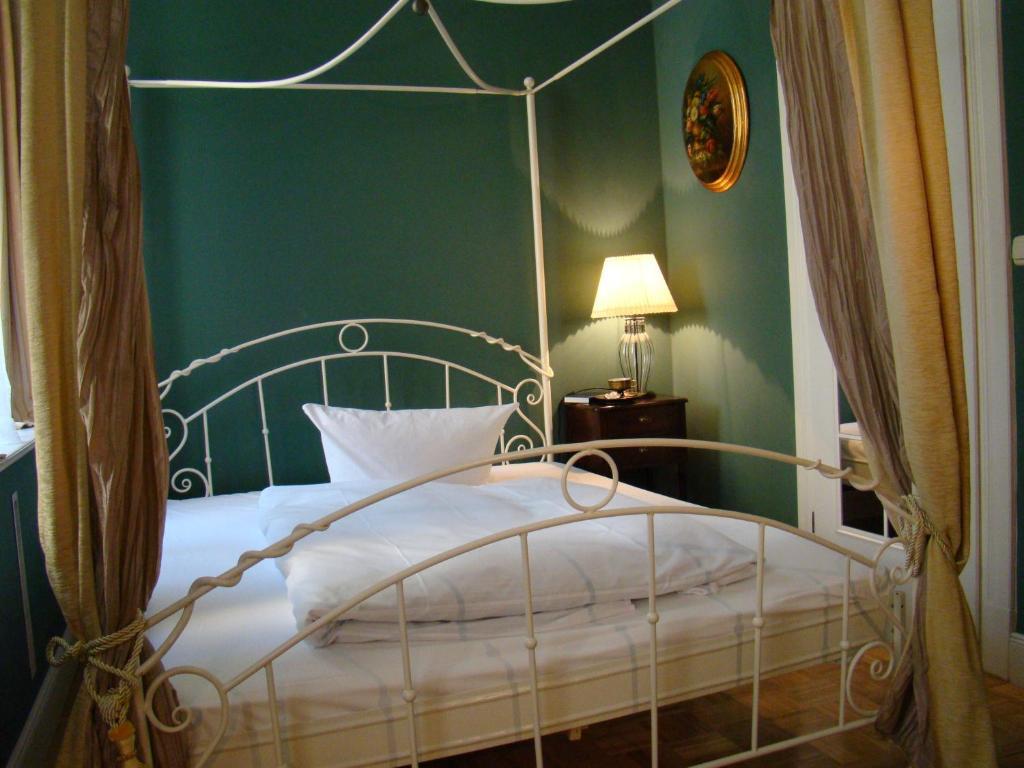 Hotel Alte Galerie Am Kudamm Берлин Номер фото